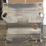 Image of well worn under body bracing.