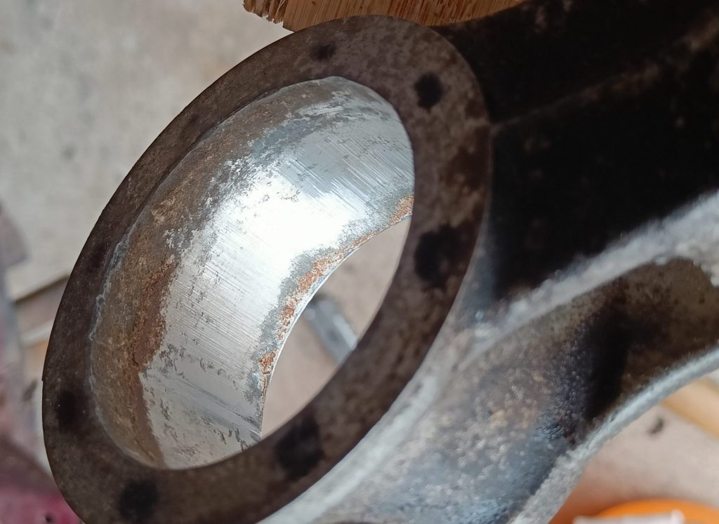 Image of corrosion inside of diff housing bush mounting.