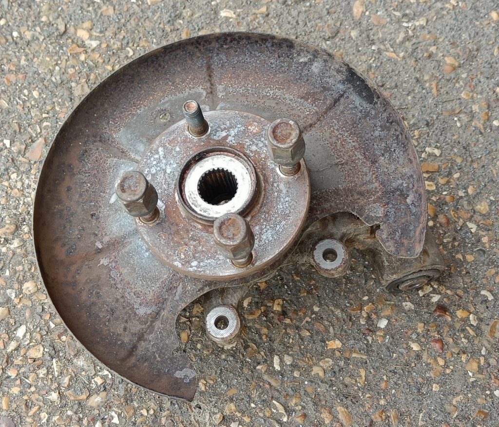 Image of rear upright / hub carrier ready for refurb.