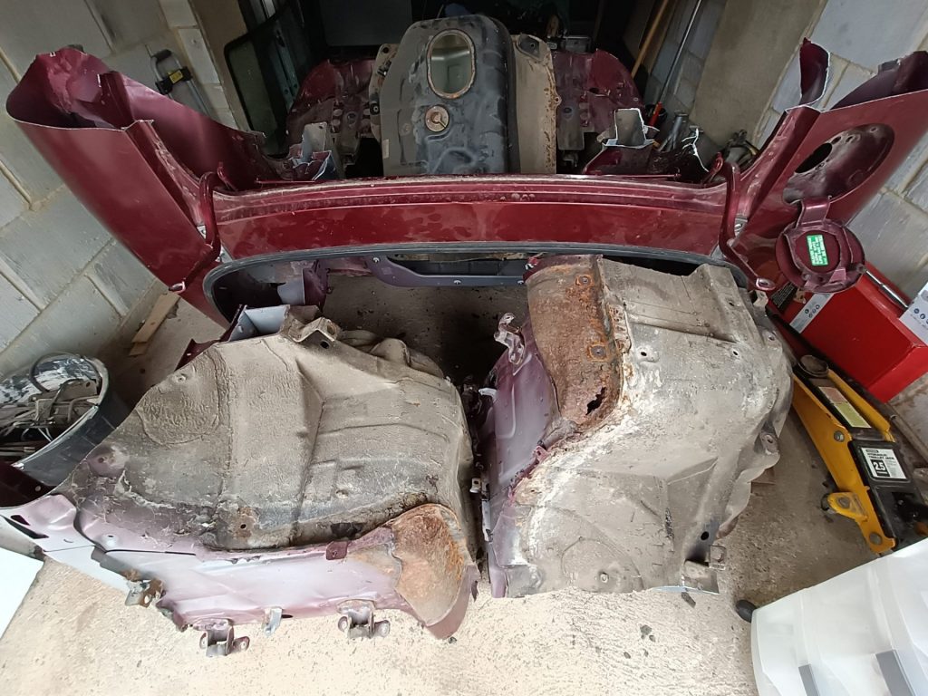 Image of middle section of MX5 body shell and footwells
