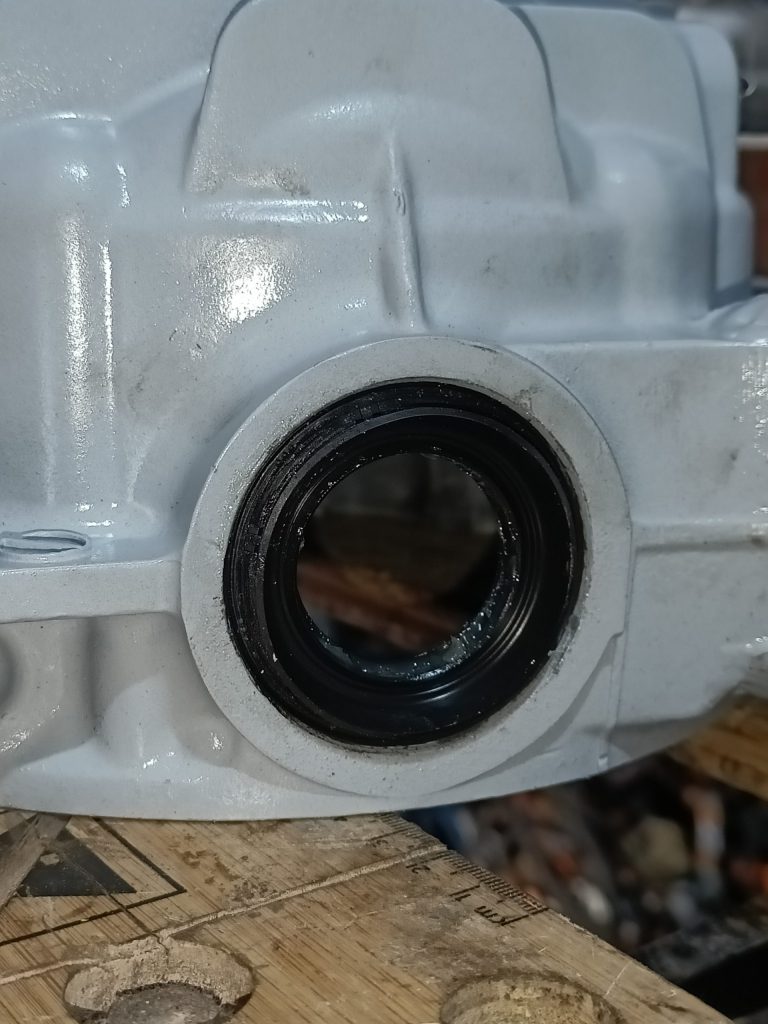 Image of new diff output oil seal