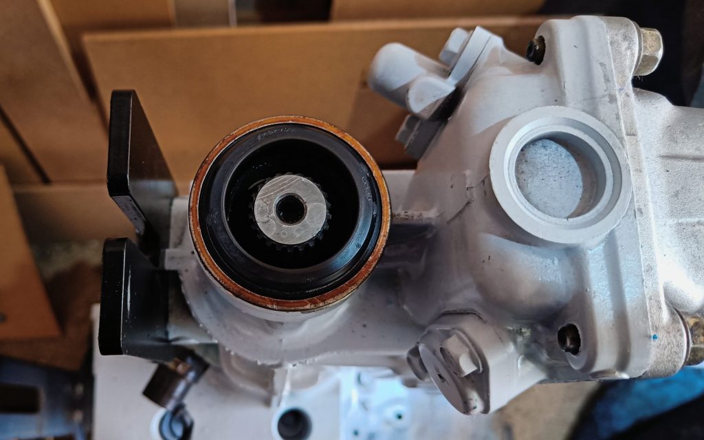 Image of new gearbox output oil seal.