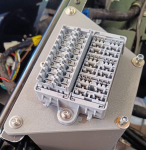 Image of unpopulated fuse and relay modules
